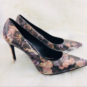 Pour La Victoire Celeste Nappa Leather Heels